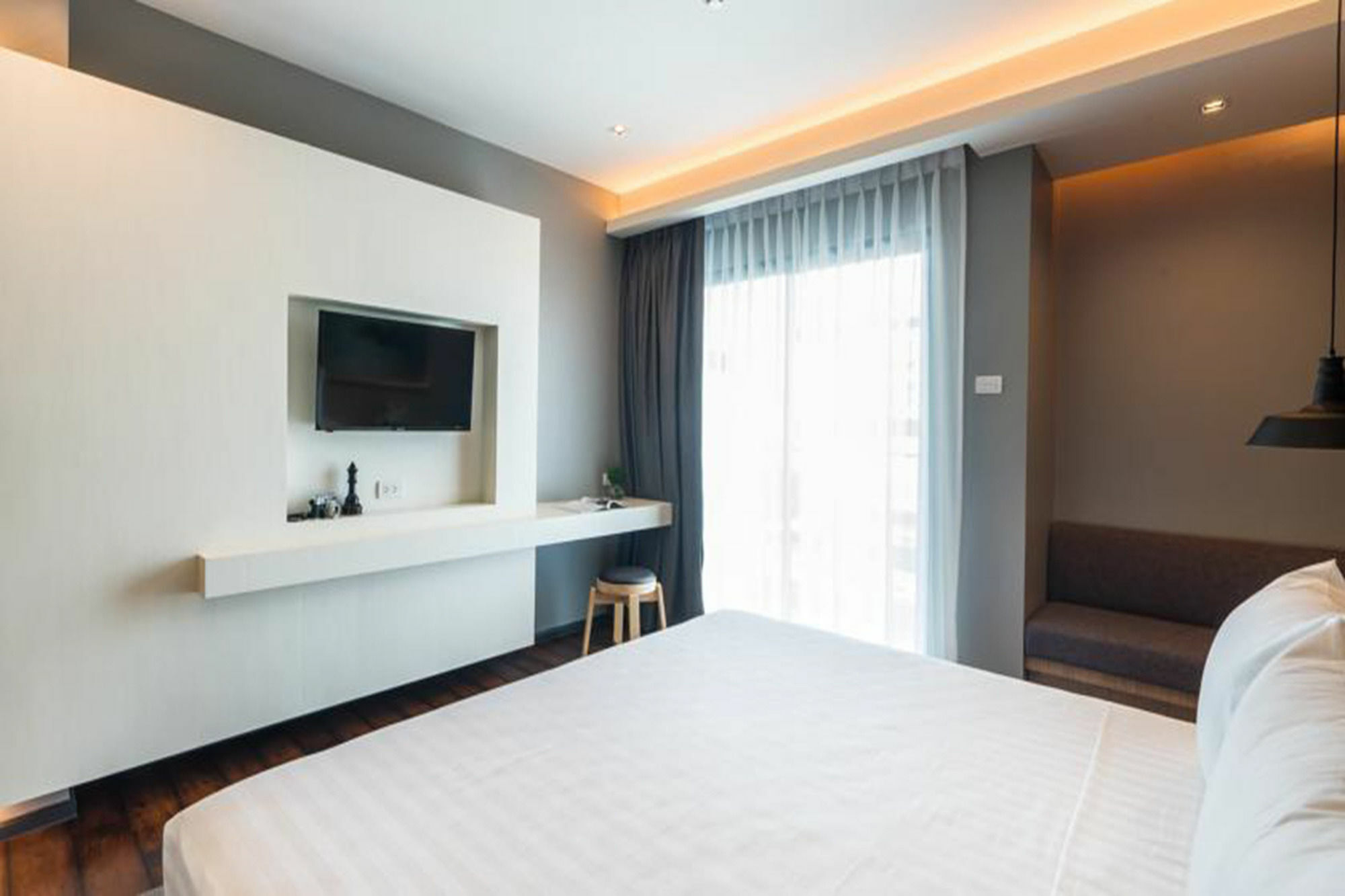 Sea Me Spring Hotel Pattaya Exterior foto